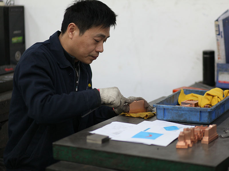 深圳塑胶模具厂家:模具的表面处理技术 深圳塑胶模具厂家:模具的表面处理技术